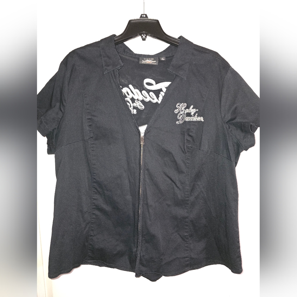 Women's Harley-Davidson 2W zip front shirt